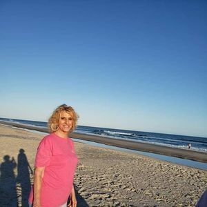 Meet your Posher, Elaine